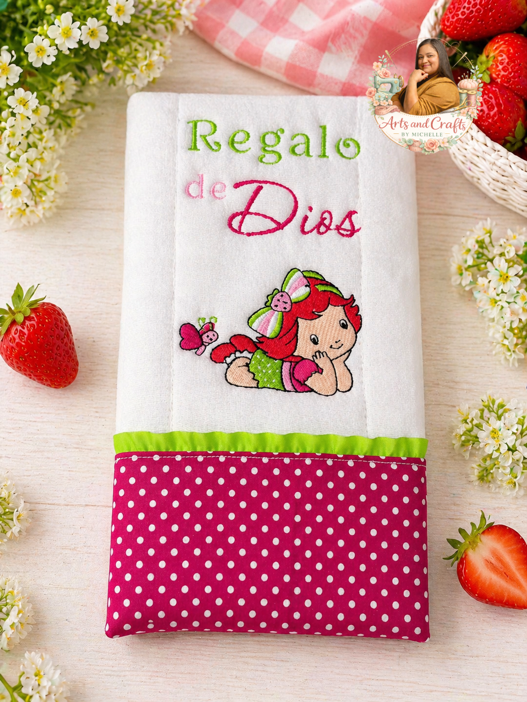 Regalo de Dios Strawberry Baby Burp Cloth